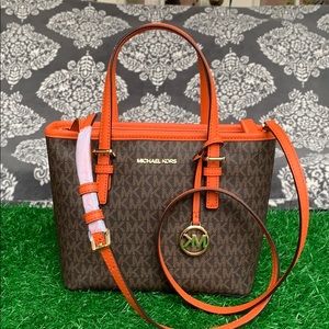 MICHAEL KORS JET SET TRAVEL XS CRYL TZ TOTE